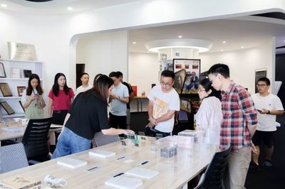 創(chuàng)新青年與成熟企業(yè)攜手共進(jìn) 記中山市易創(chuàng)空間創(chuàng)業(yè)孵化基地參觀交流活動(dòng)